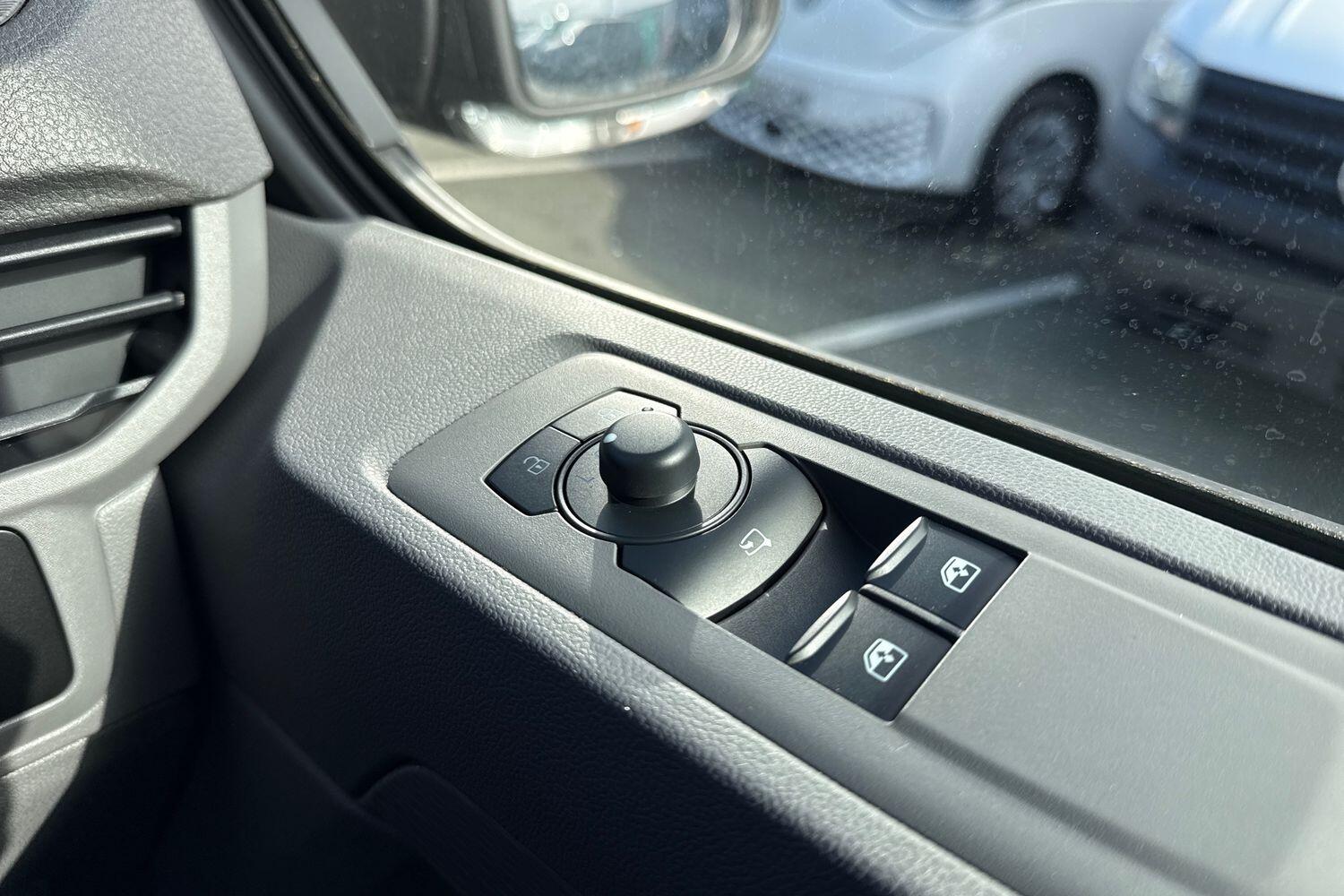 Used Volkswagen Transporter 2026 for sale - 78107487: Photo 17