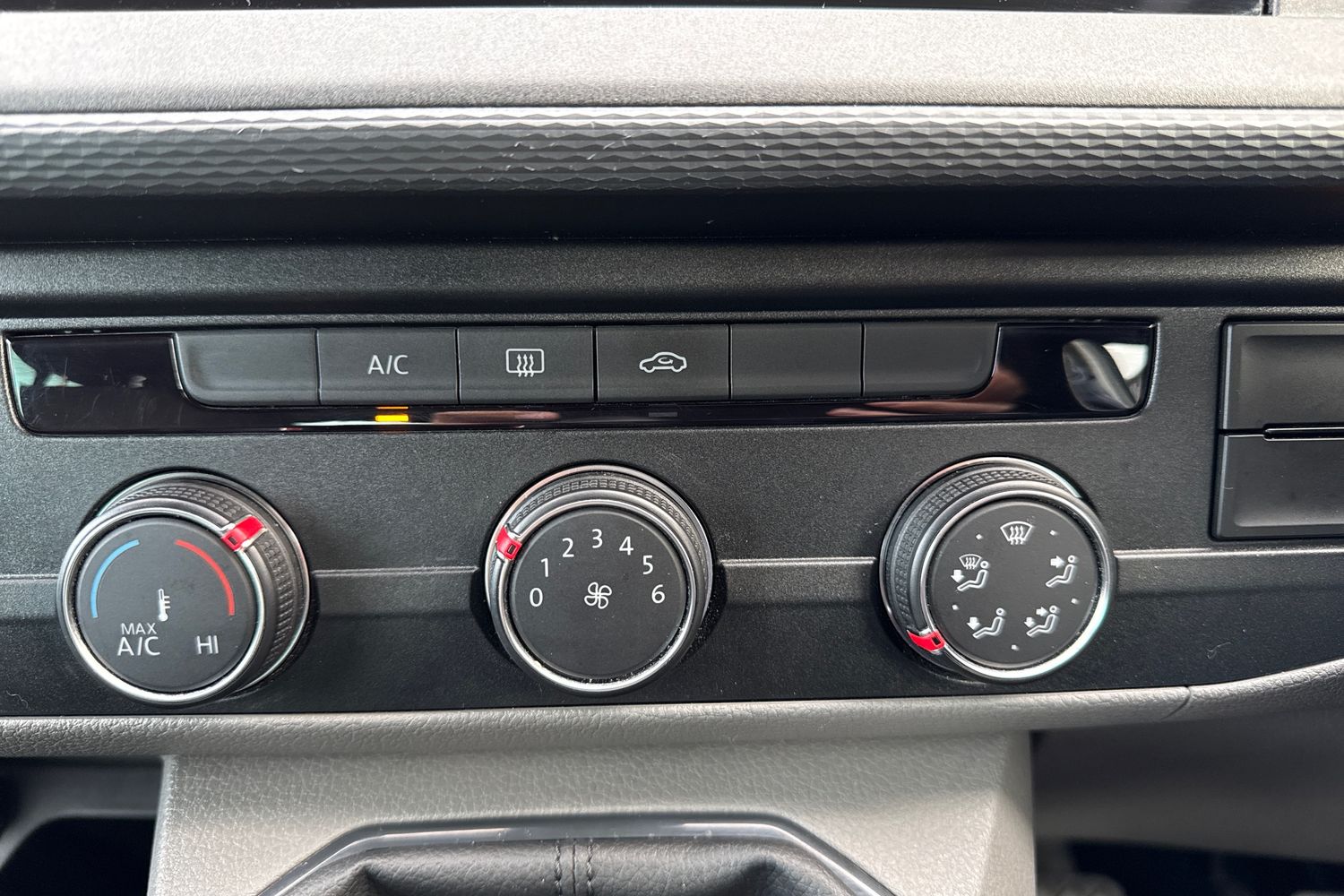 Used Volkswagen Transporter 2024 for sale - 76519980: Photo 21