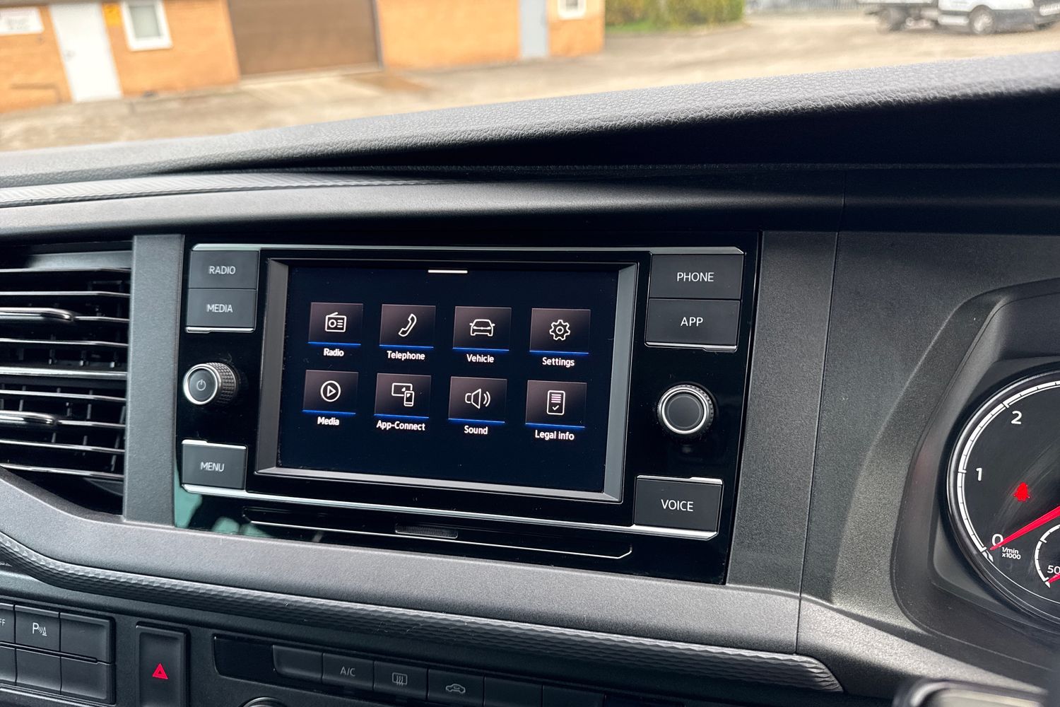 Used Volkswagen Transporter 2024 for sale - 76519980: Photo 34