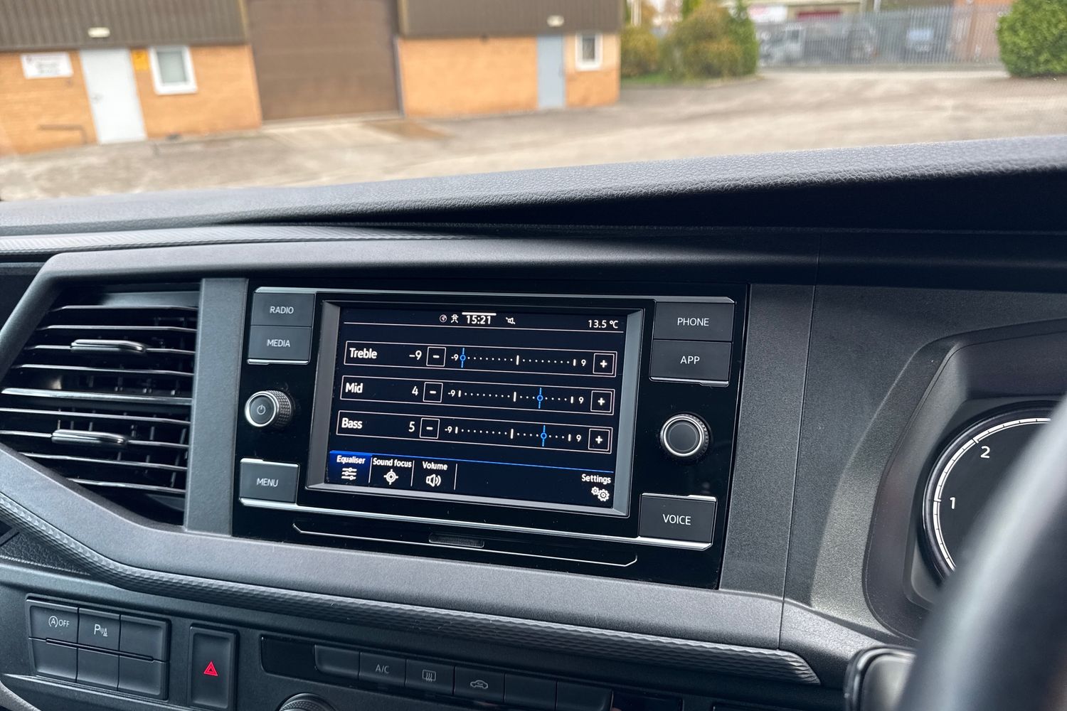 Used Volkswagen Transporter 2024 for sale - 76519980: Photo 39