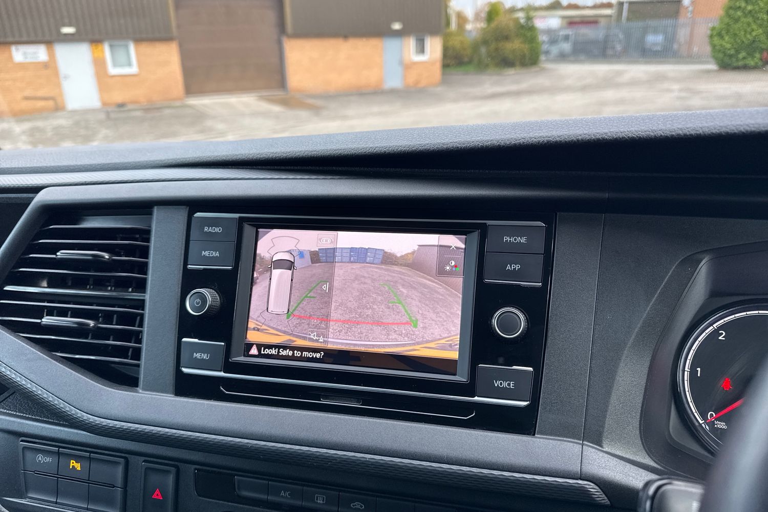 Used Volkswagen Transporter 2024 for sale - 76519980: Photo 40