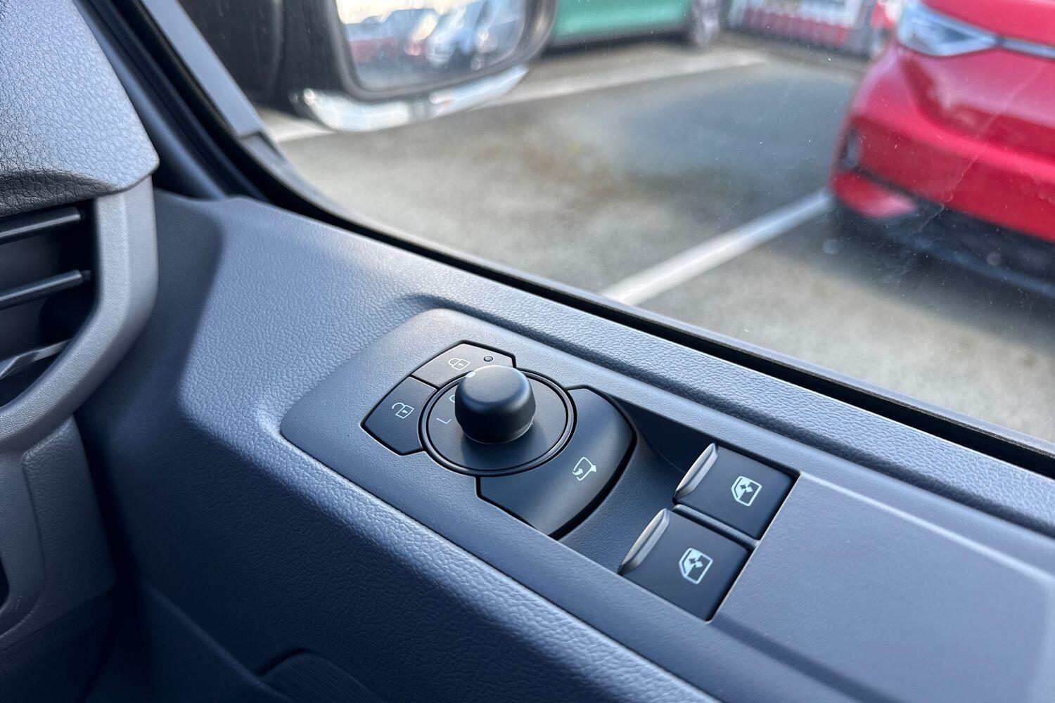 Used Volkswagen Transporter 2026 for sale - 78107547: Photo 17