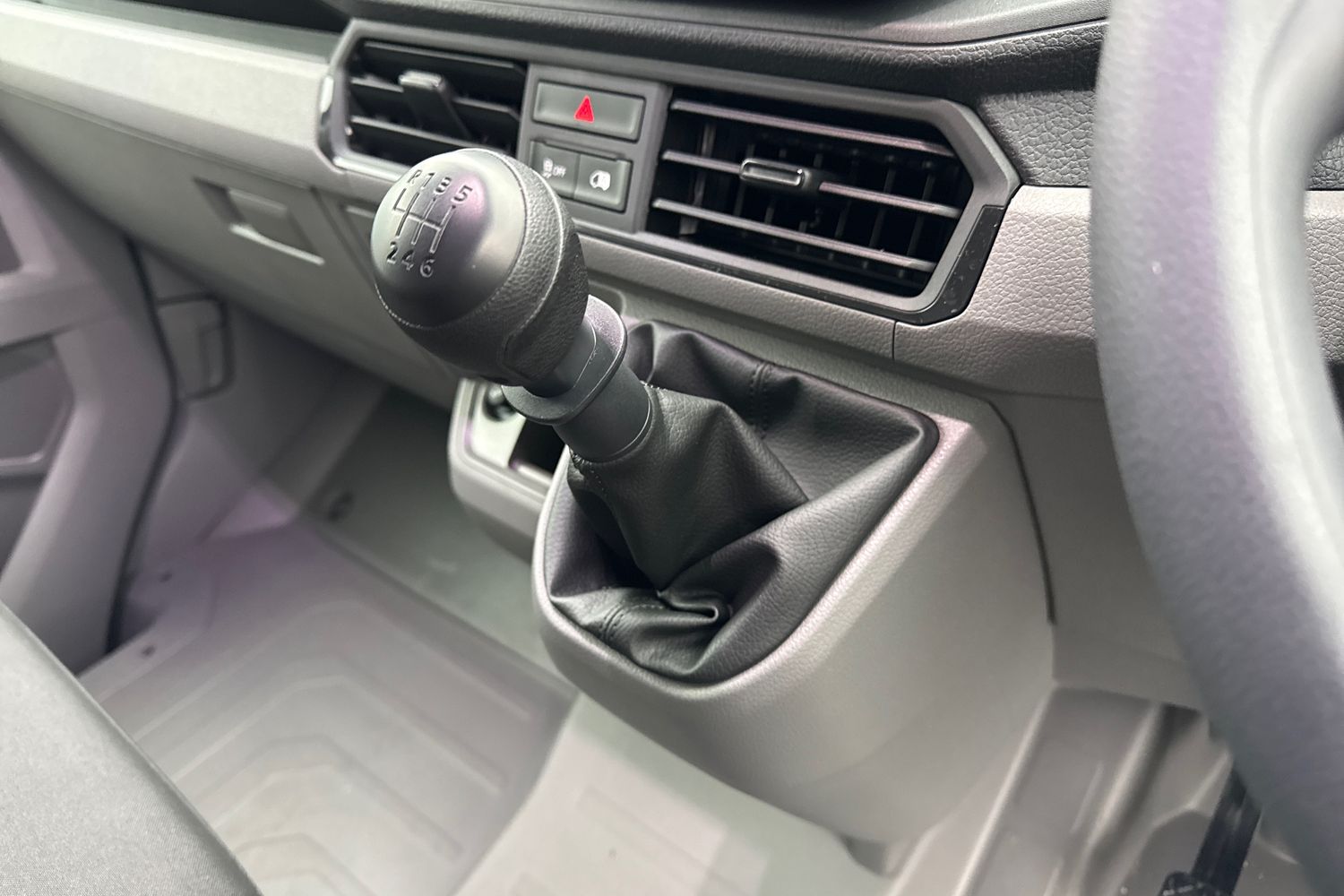 Used Volkswagen Crafter 2025 for sale - 77147559: Photo 22