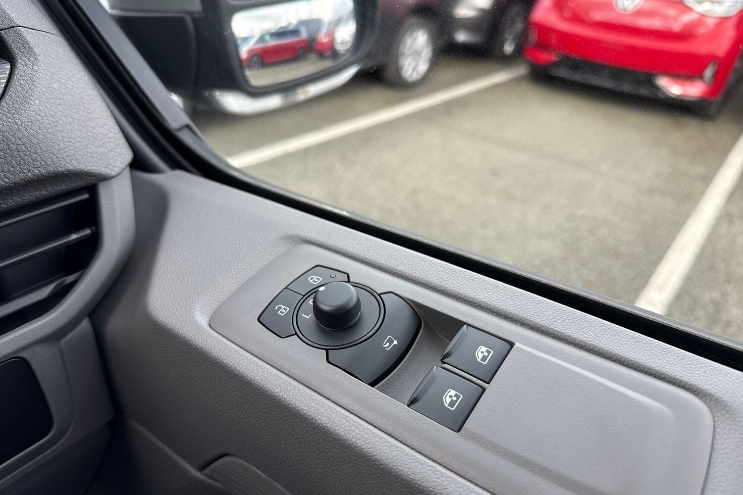 Used Volkswagen Transporter 2026 for sale - 78107526: Photo 17