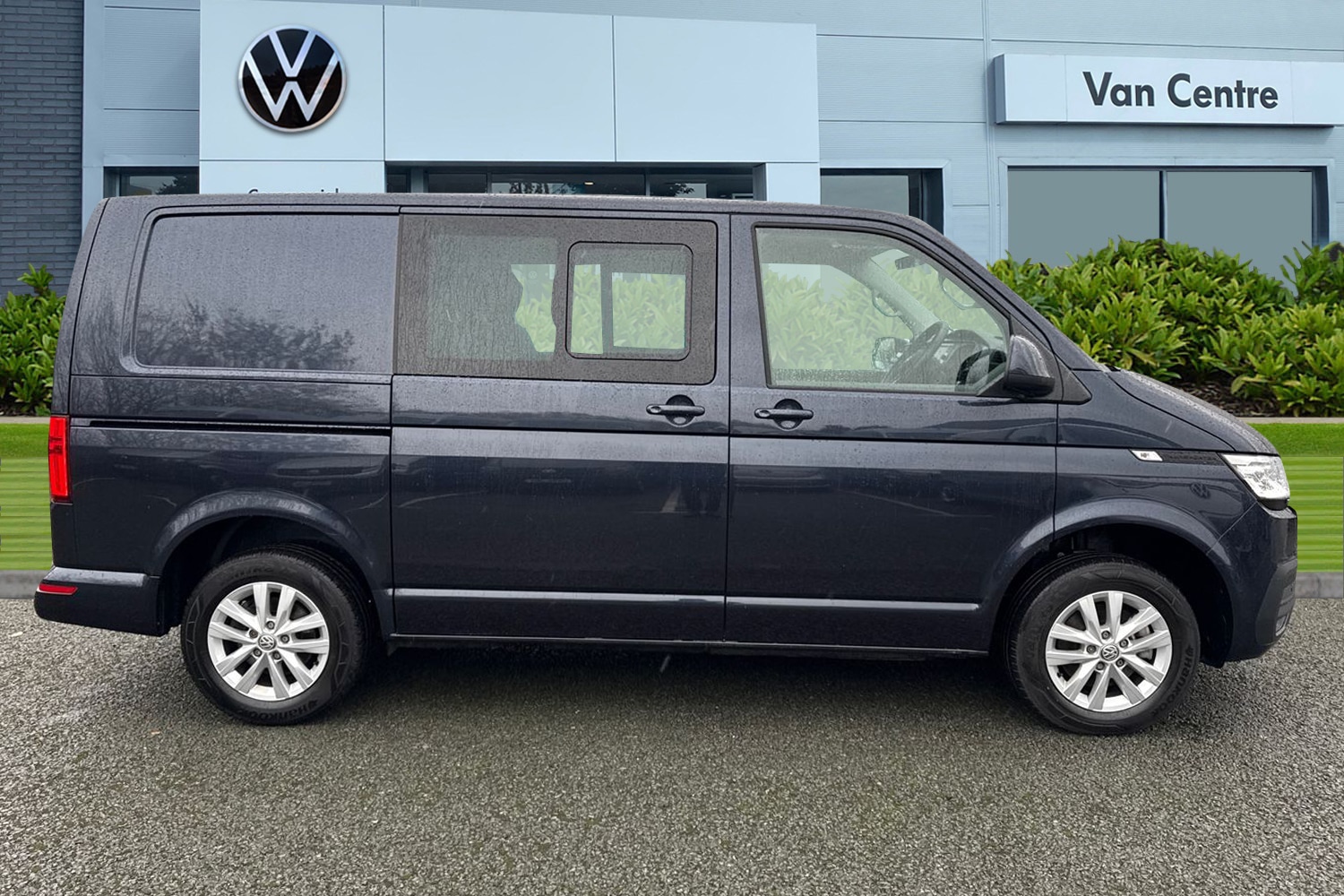 Used Volkswagen Transporter 2024 for sale - 77006819: Photo 3