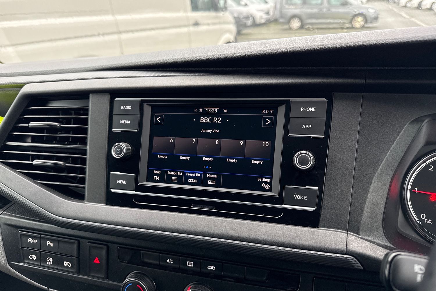 Used Volkswagen Transporter 2024 for sale - 77006819: Photo 35