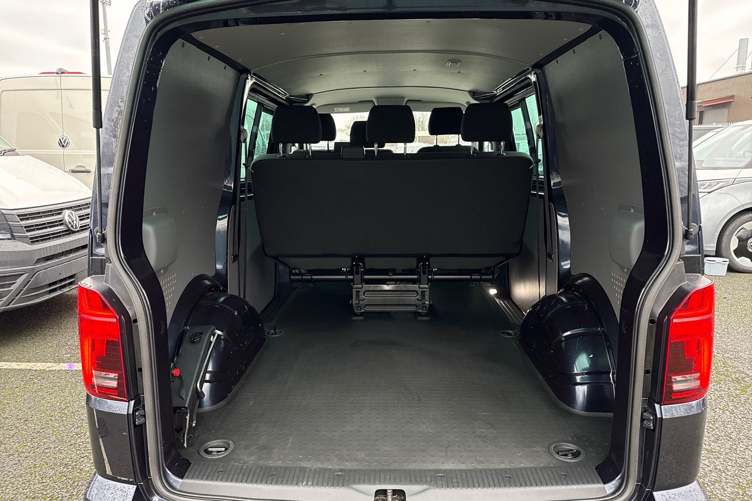 Used Volkswagen Transporter 2024 for sale - 77006819: Photo 6