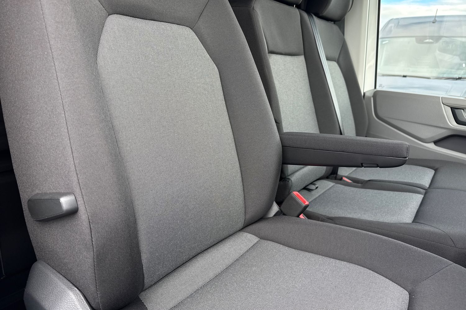 Used Volkswagen Crafter 2025 for sale - 76339924: Photo 30