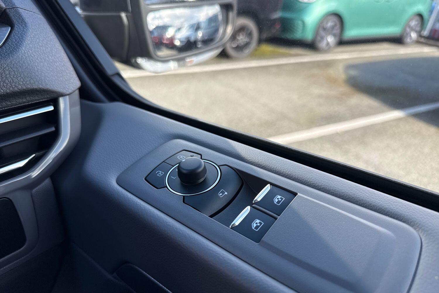 Used Volkswagen Transporter 2026 for sale - 78107490: Photo 17