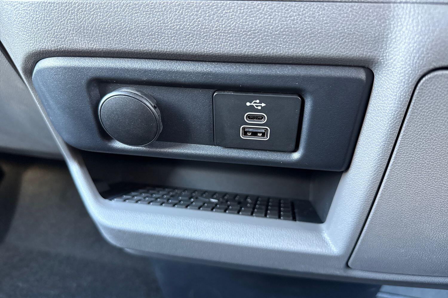 Used Volkswagen Transporter 2026 for sale - 78107490: Photo 49