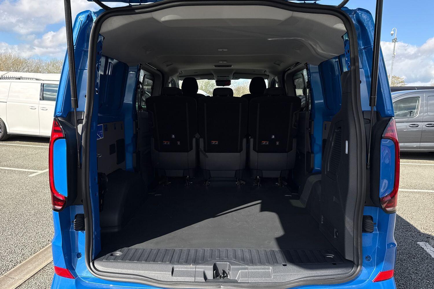 Used Volkswagen Transporter 2026 for sale - 78107473: Photo 9