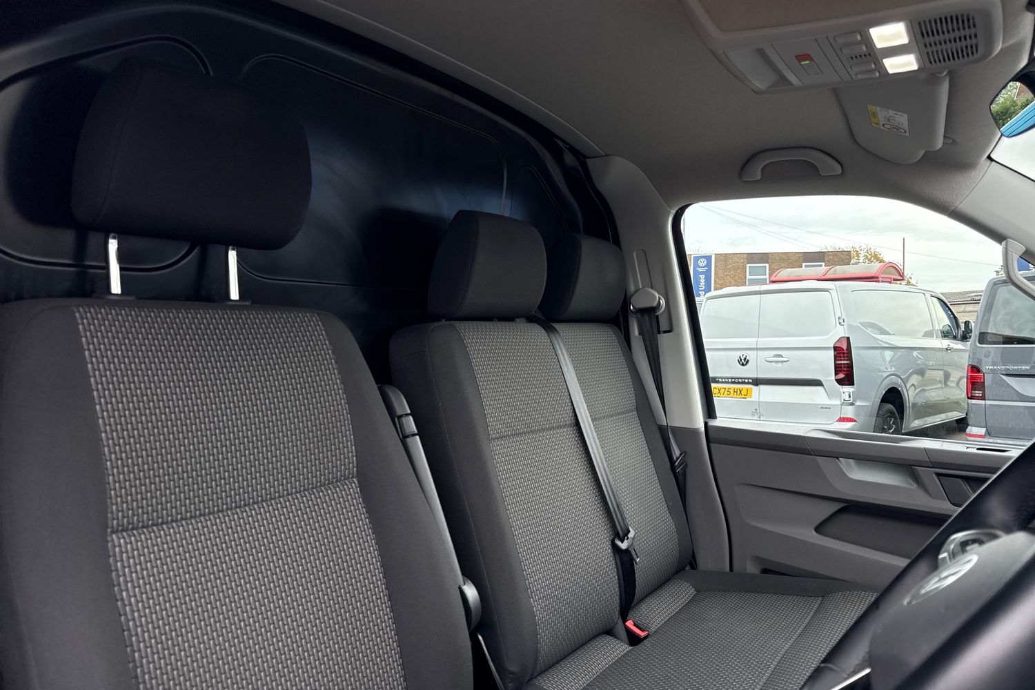 Used Volkswagen Transporter 2024 for sale - 76421432: Photo 21