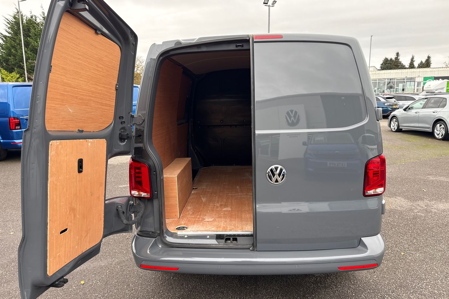 Used Volkswagen Transporter 2024 for sale - 76421432: Photo 29