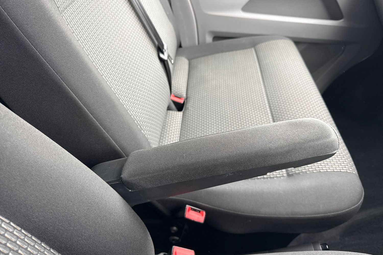 Used Volkswagen Transporter 2024 for sale - 76421432: Photo 43