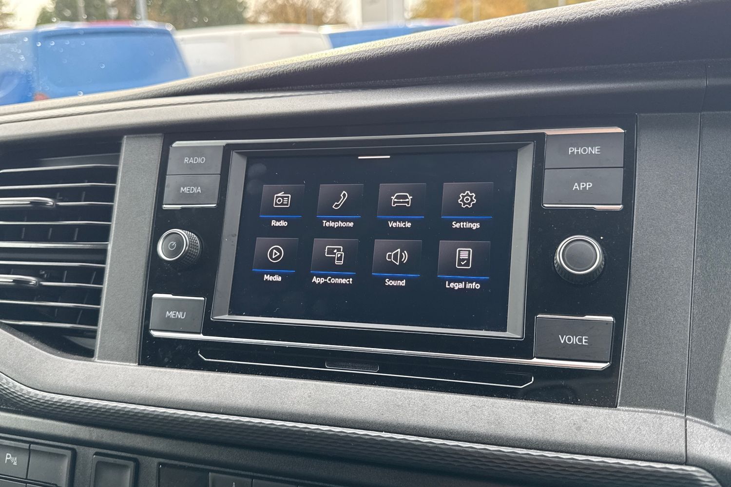 Used Volkswagen Transporter 2024 for sale - 76421396: Photo 11