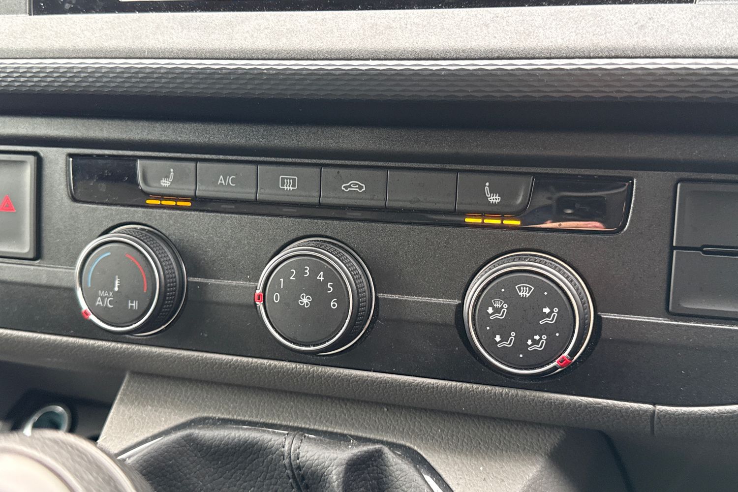 Used Volkswagen Transporter 2024 for sale - 76421396: Photo 18