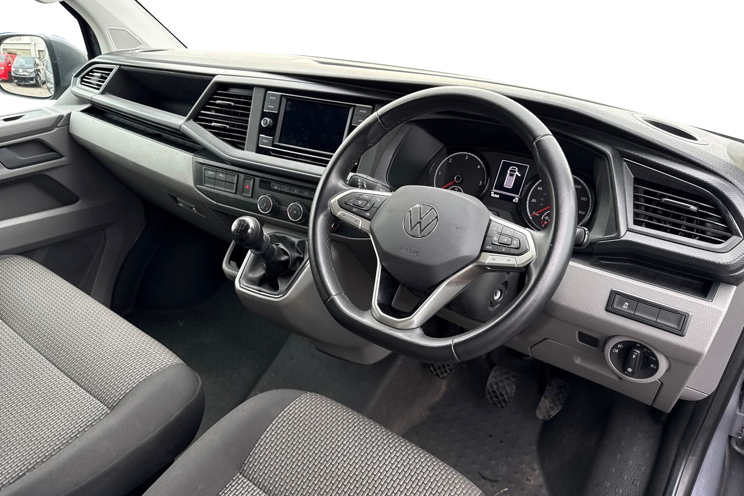 Used Volkswagen Transporter 2024 for sale - 76421396: Photo 7