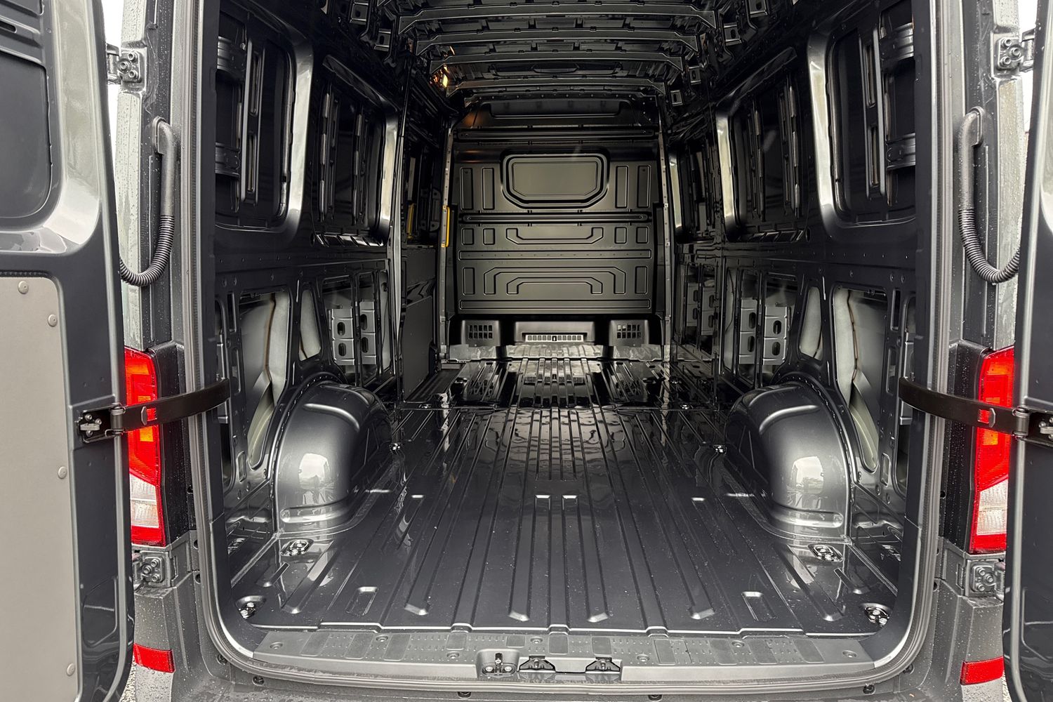 Used Volkswagen Crafter 2025 for sale - 76896081: Photo 6