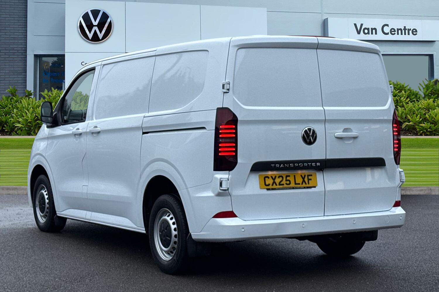 Used Volkswagen Transporter 2025 for sale - 77506603: Photo 2