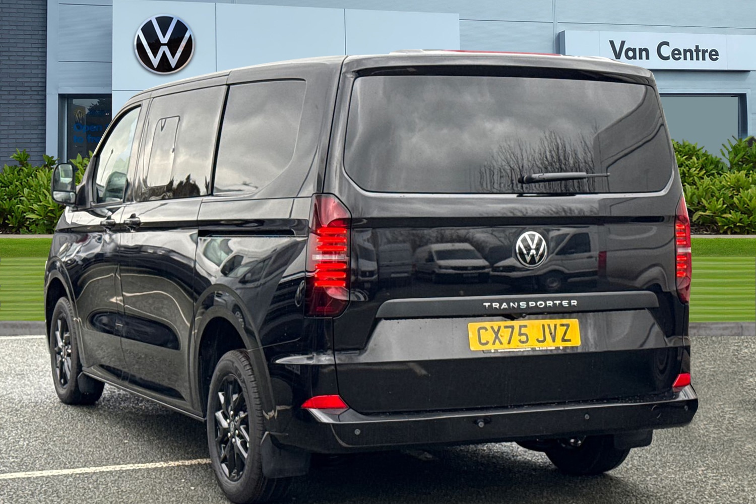 Used Volkswagen Transporter 2025 for sale - 77527297: Photo 2