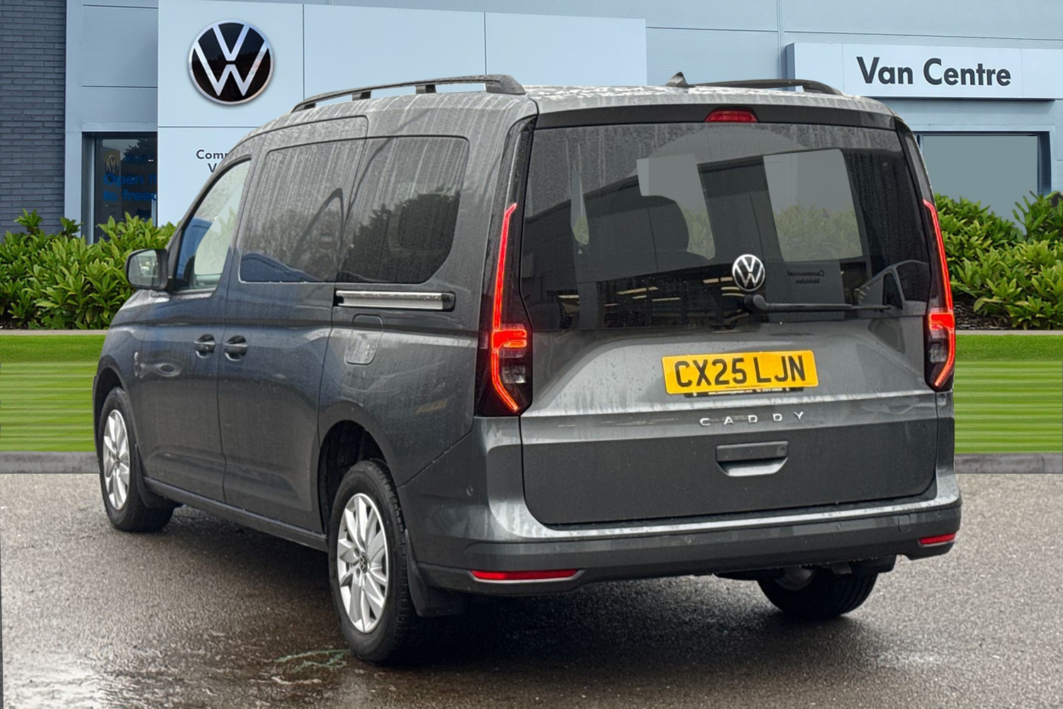 Used Volkswagen Caddy Maxi 2025 for sale - 77152464: Photo 2