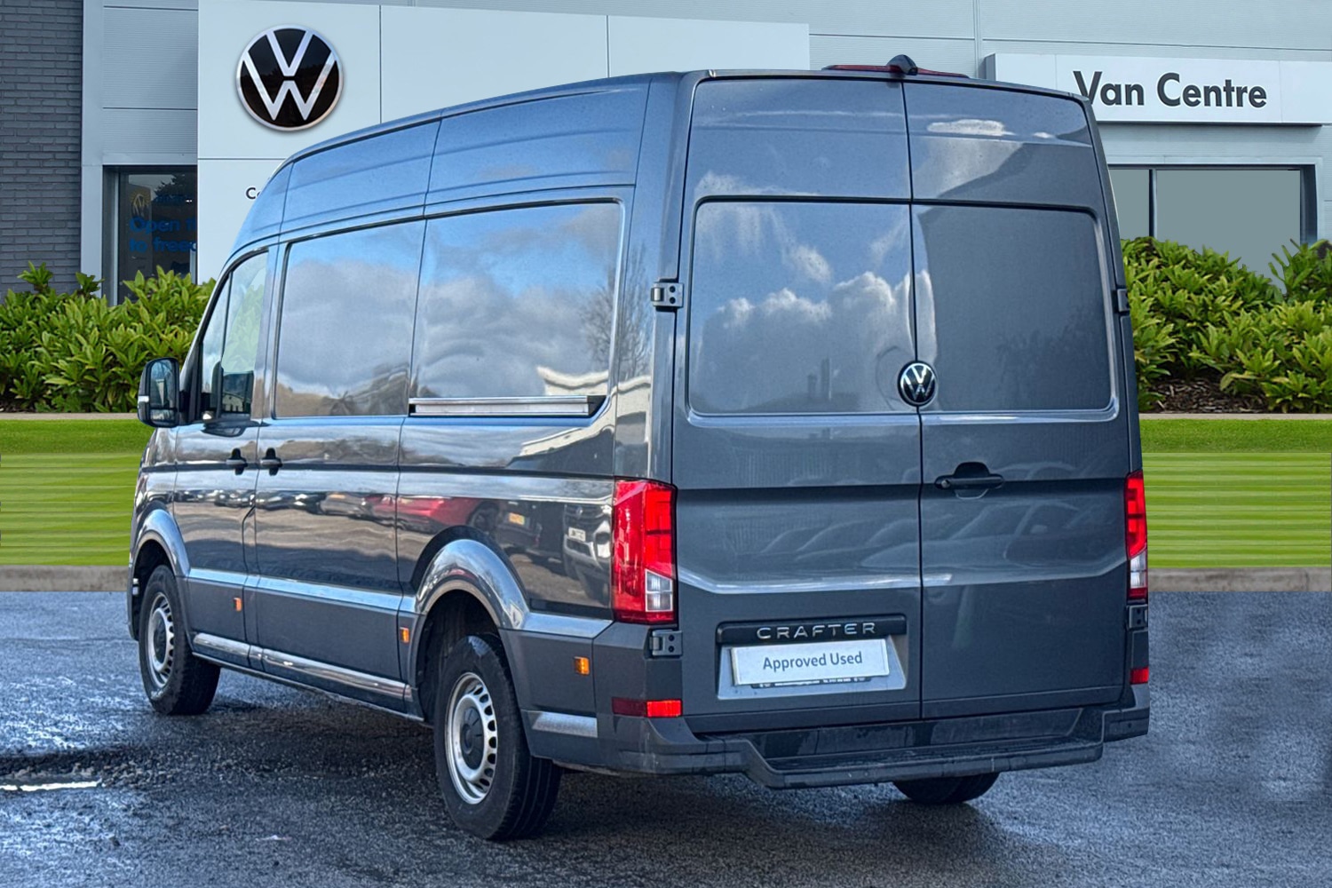 Used Volkswagen Crafter 2024 for sale - 77582771: Photo 2