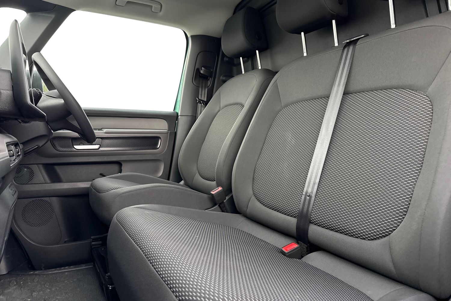 Used Volkswagen ID. Buzz Cargo 2025 for sale - 76264141: Photo 15