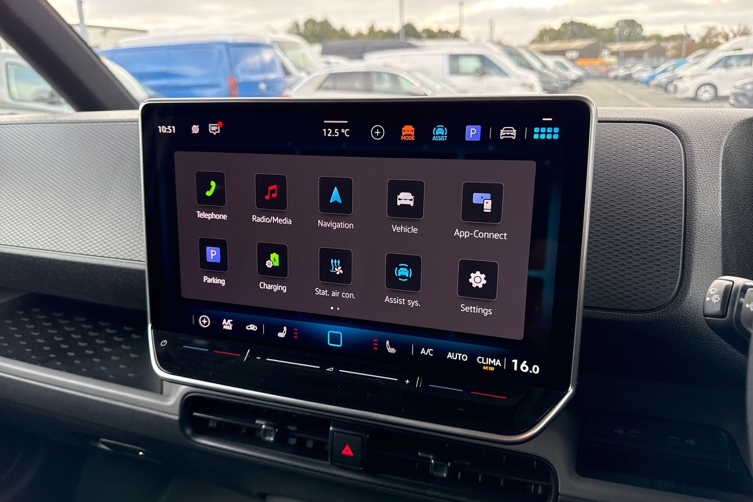 Used Volkswagen ID. Buzz Cargo 2025 for sale - 76264141: Photo 28