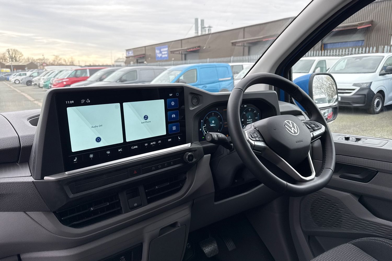 Used Volkswagen Transporter 2026 for sale - 78016262: Photo 17