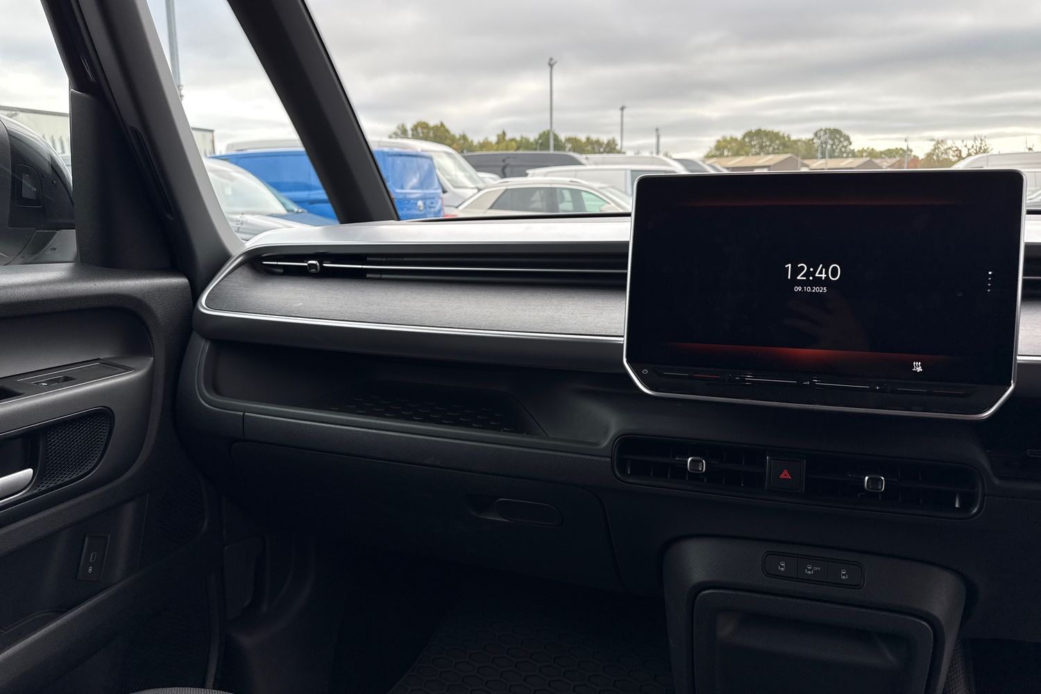 Used Volkswagen ID.Buzz 2025 for sale - 76230577: Photo 19