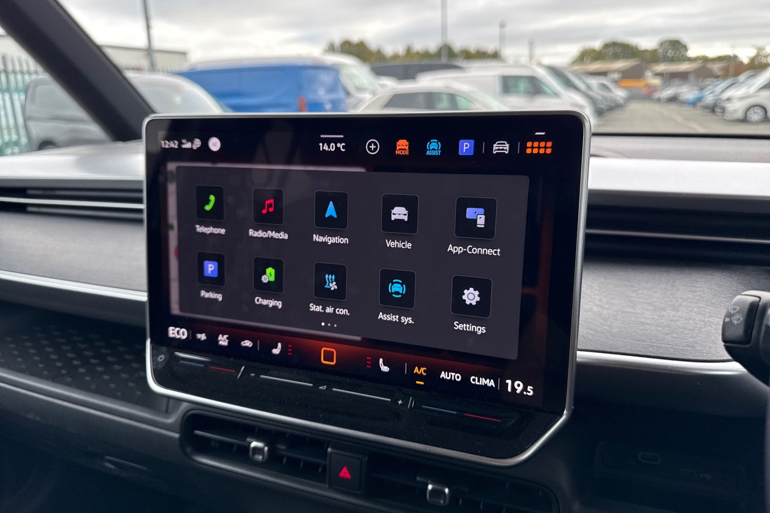 Used Volkswagen ID.Buzz 2025 for sale - 76230577: Photo 29