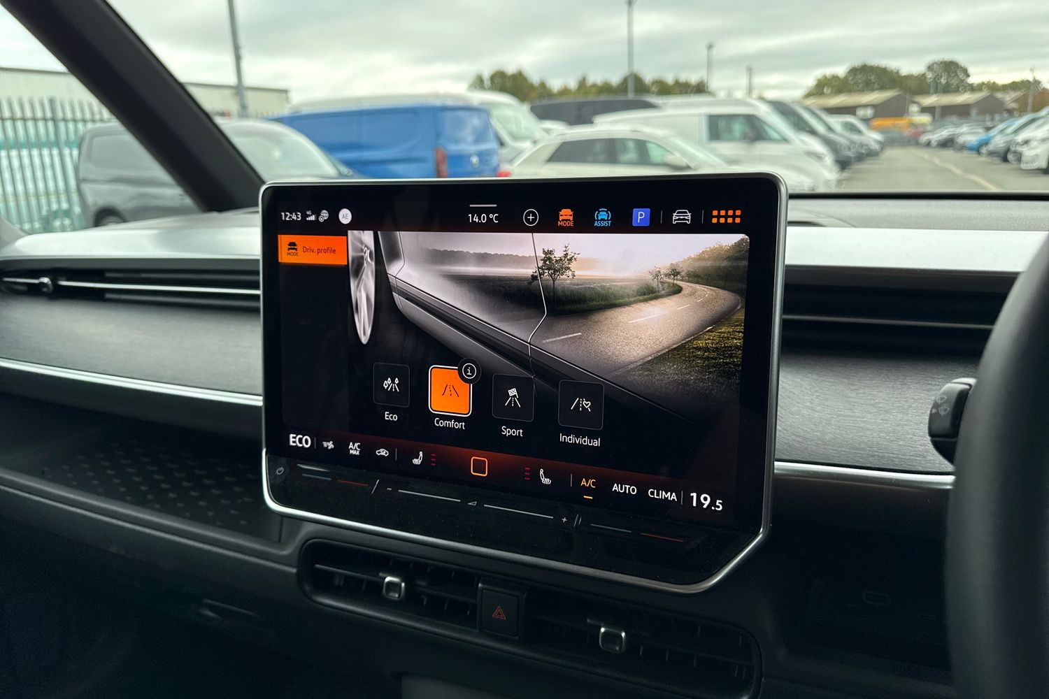 Used Volkswagen ID.Buzz 2025 for sale - 76230577: Photo 38