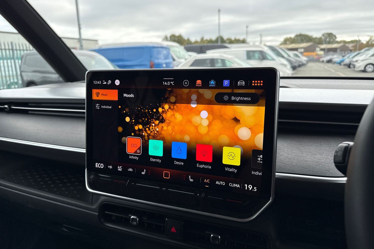 Used Volkswagen ID.Buzz 2025 for sale - 76230577: Photo 39