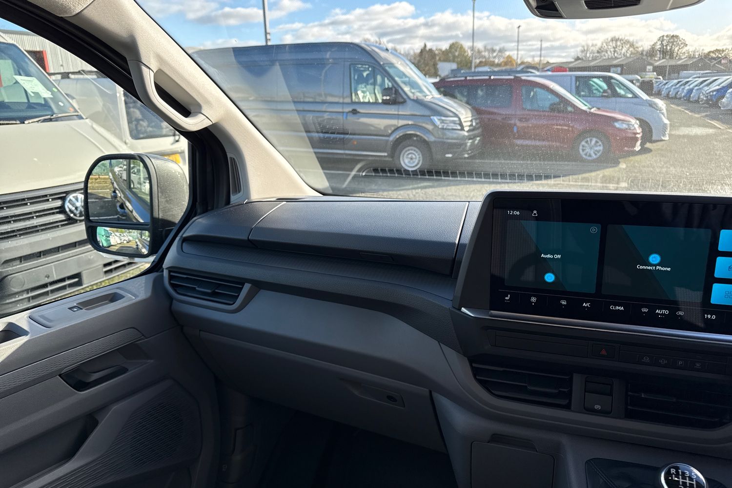 Used Volkswagen Transporter 2025 for sale - 76685761: Photo 19