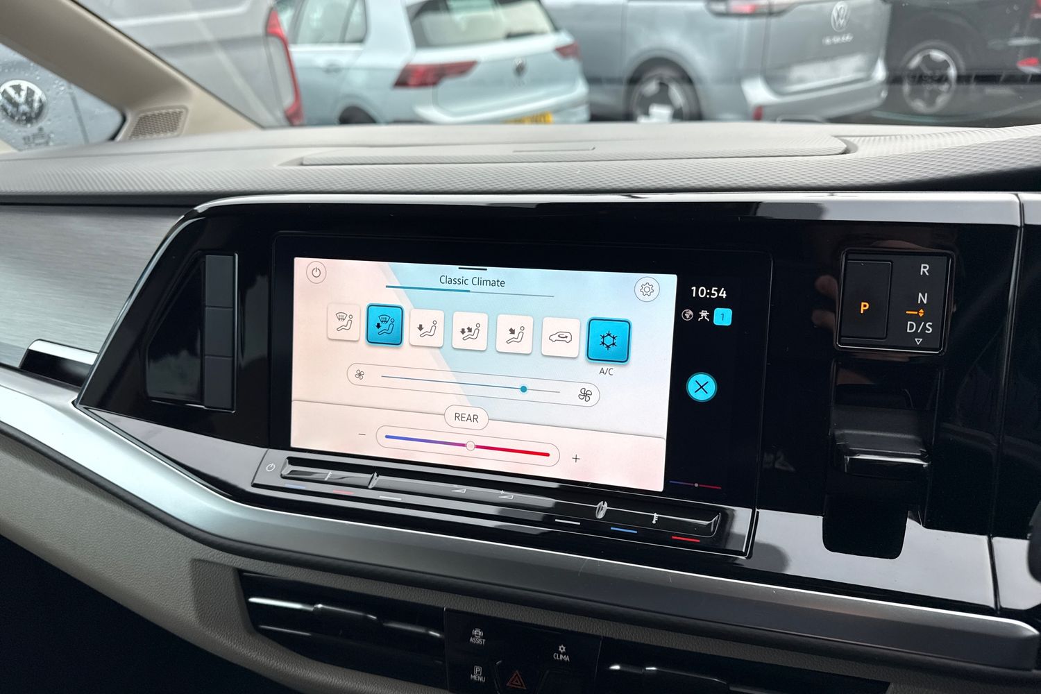 Used Volkswagen Multivan 2022 for sale - 77236035: Photo 22