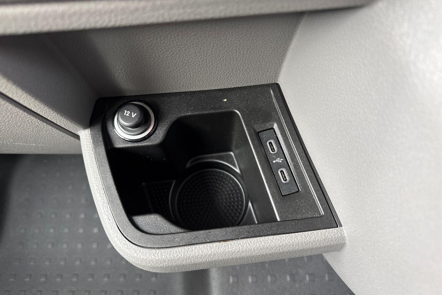 Used Volkswagen Transporter 2024 for sale - 77236042: Photo 38