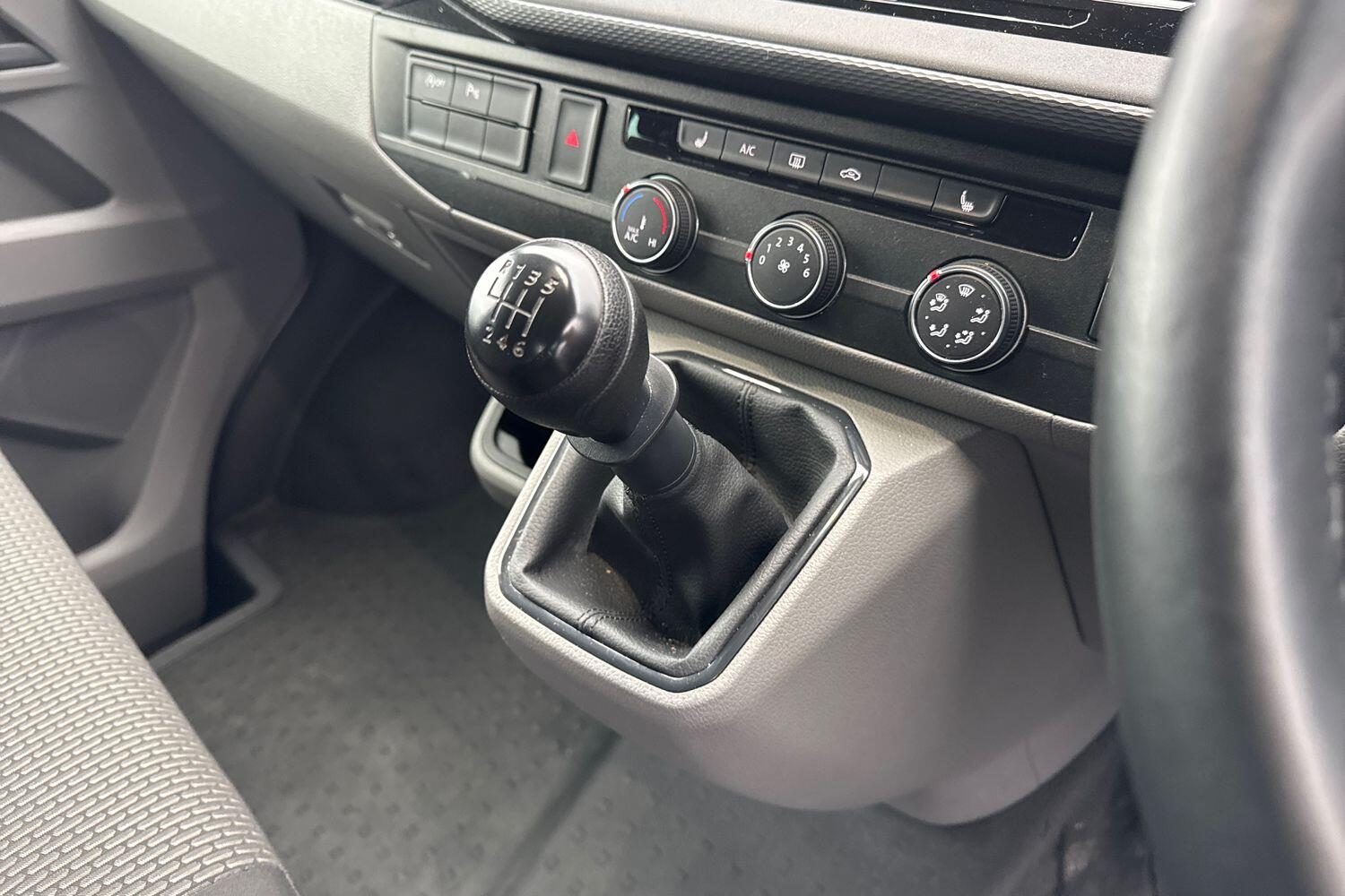 Used Volkswagen Transporter 2024 for sale - 77692135: Photo 20