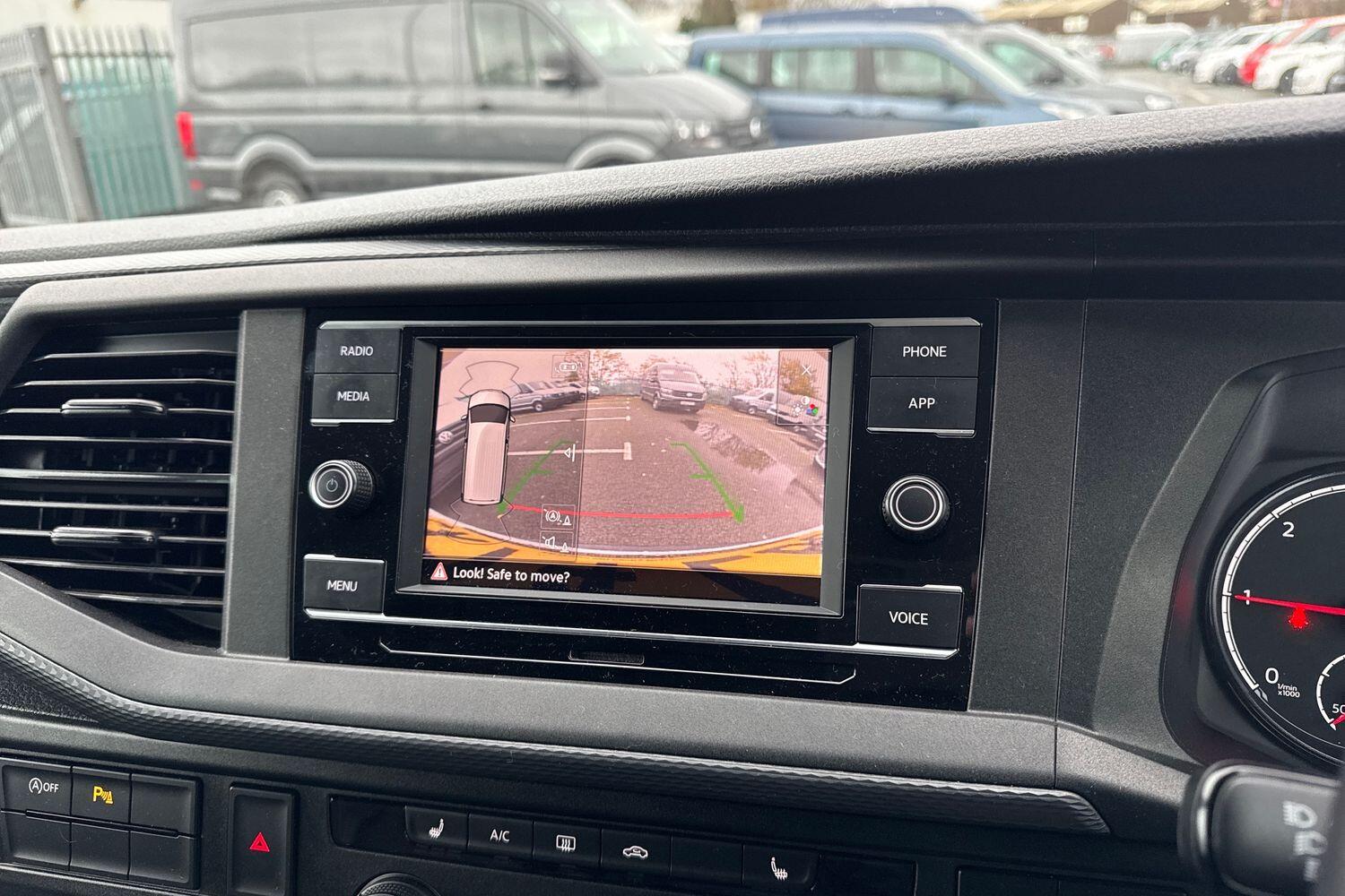 Used Volkswagen Transporter 2024 for sale - 77692135: Photo 40