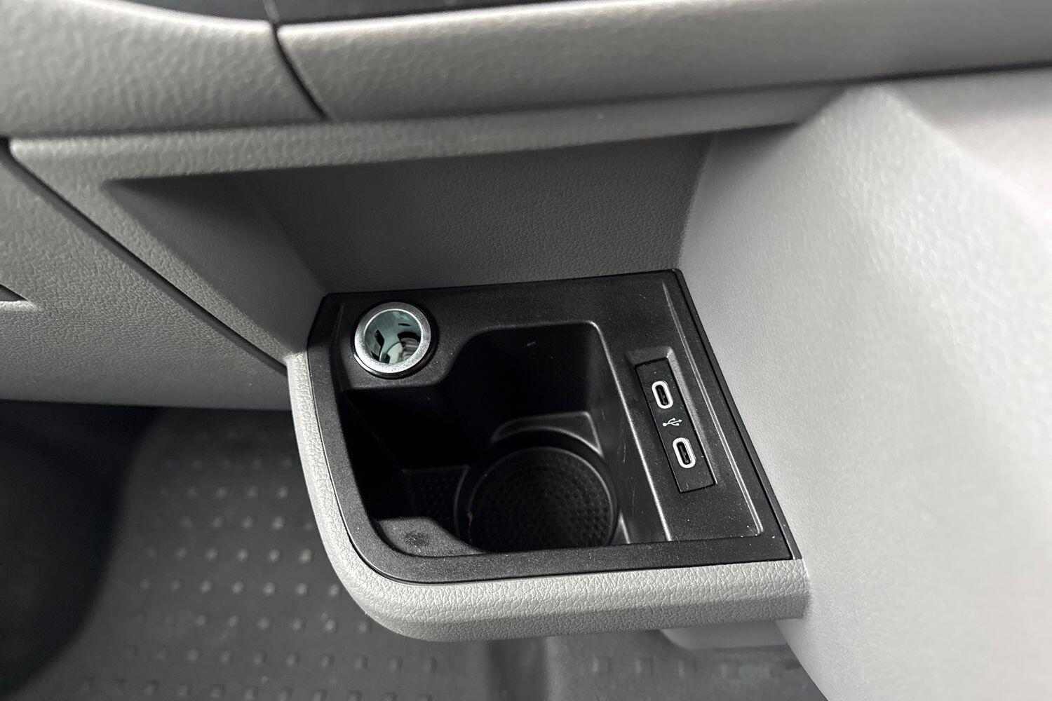 Used Volkswagen Transporter 2024 for sale - 77692135: Photo 41