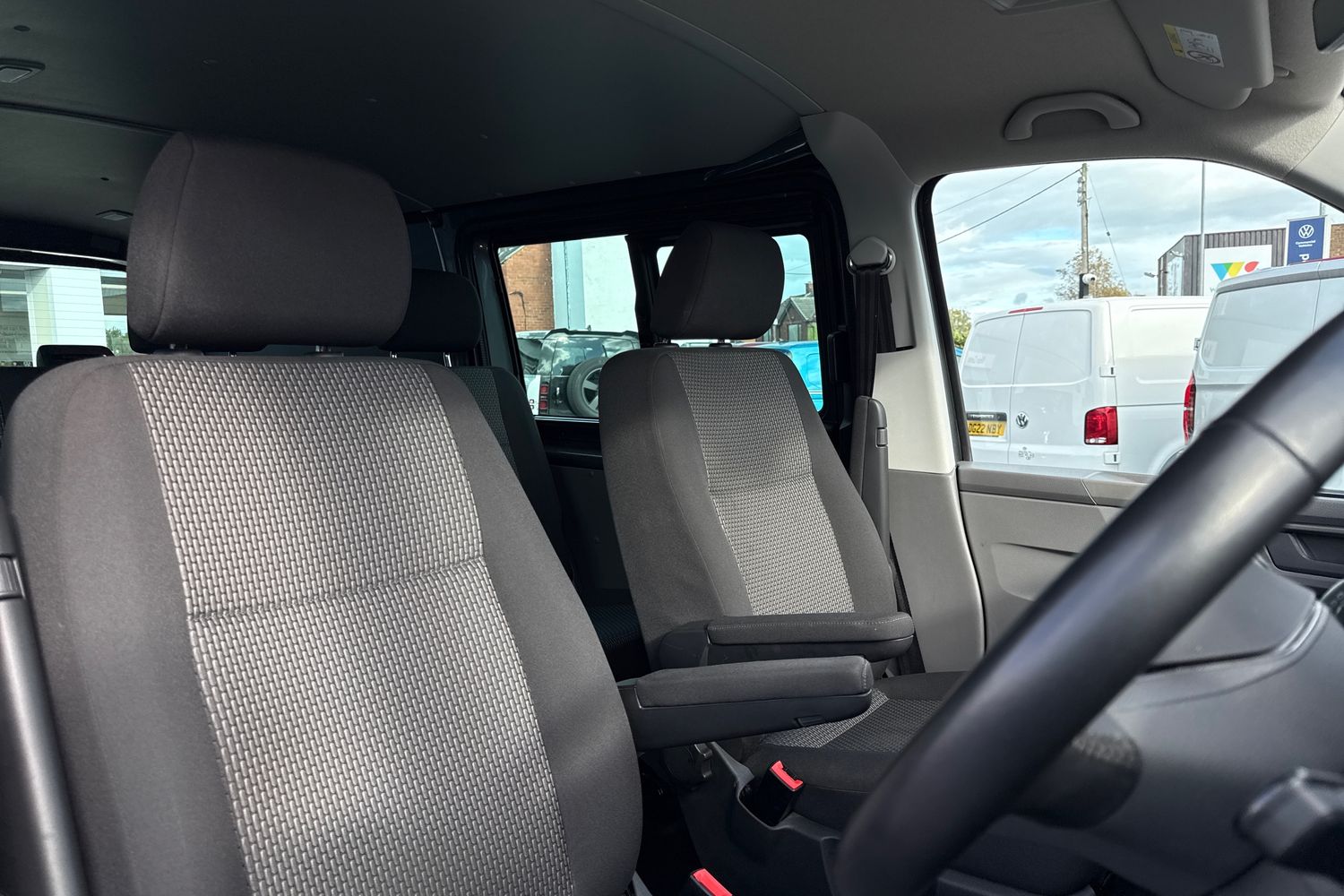 Used Volkswagen Transporter 2024 for sale - 76346538: Photo 24
