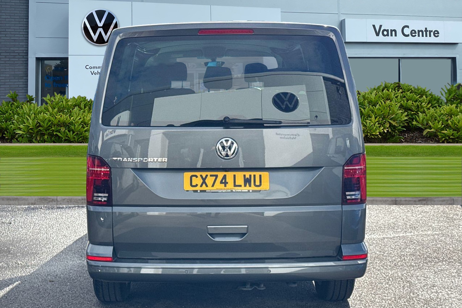 Used Volkswagen Transporter 2024 for sale - 76346538: Photo 4