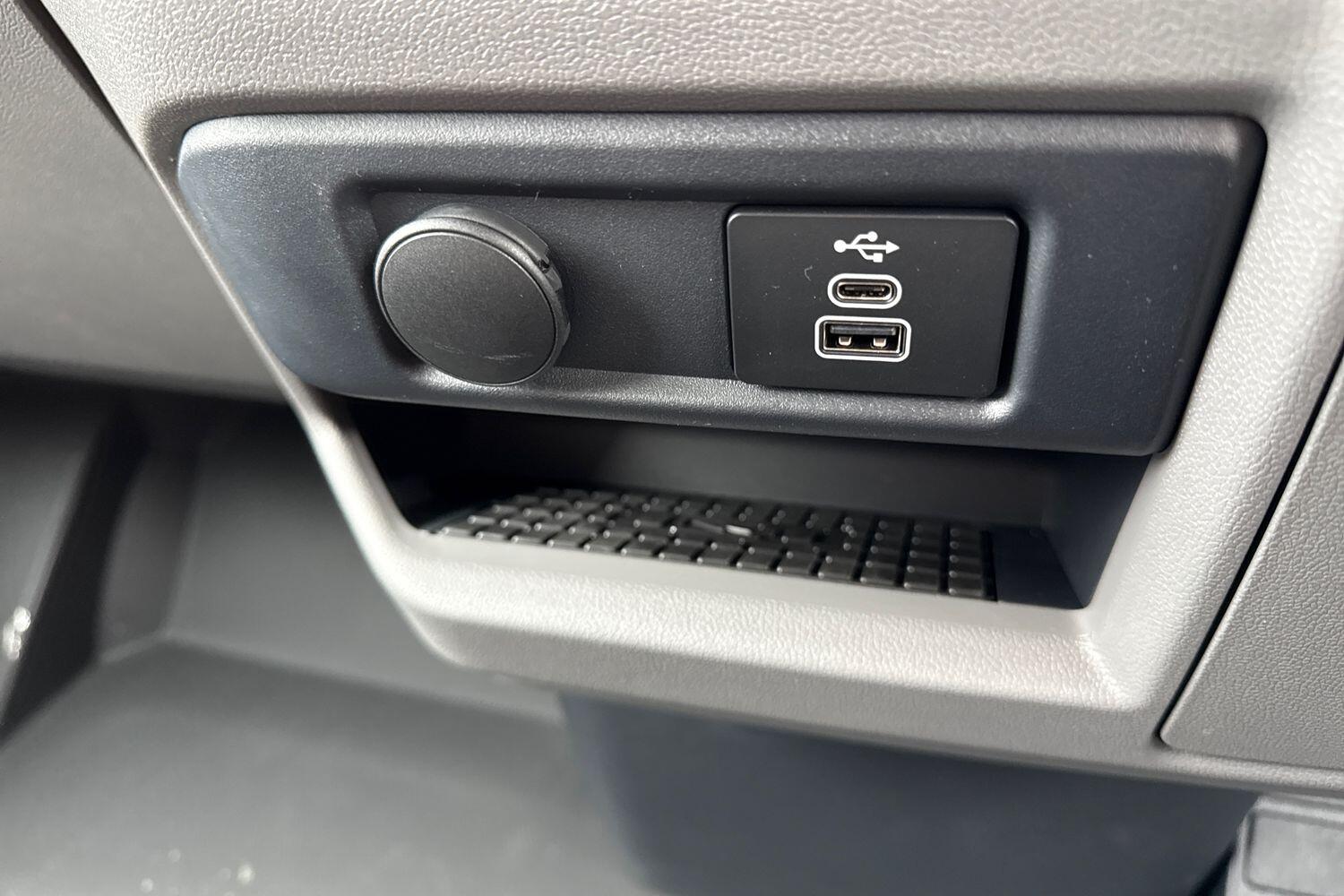 Used Volkswagen Transporter 2026 for sale - 78001658: Photo 38