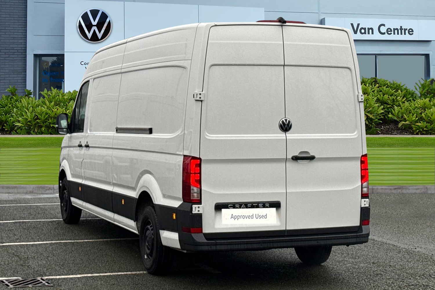 Used Volkswagen Crafter 2025 for sale - 77000529: Photo 2