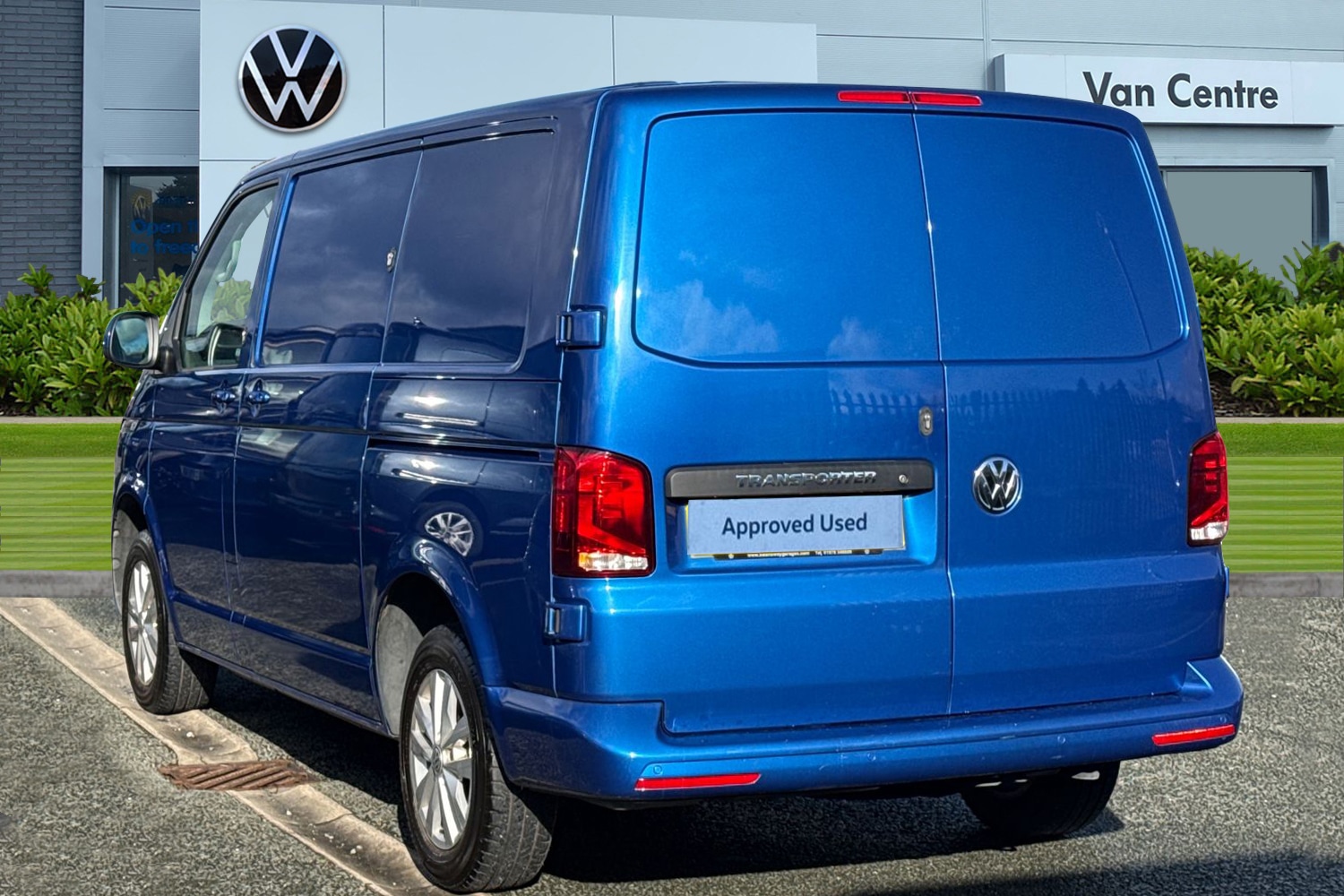 Used Volkswagen Transporter 2022 for sale - 77582838: Photo 2