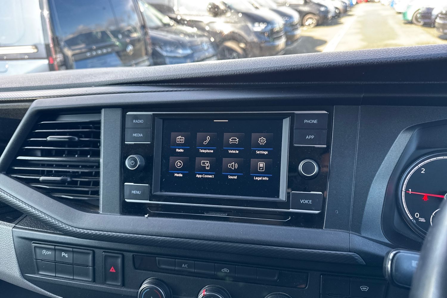 Used Volkswagen Transporter 2022 for sale - 77582838: Photo 33