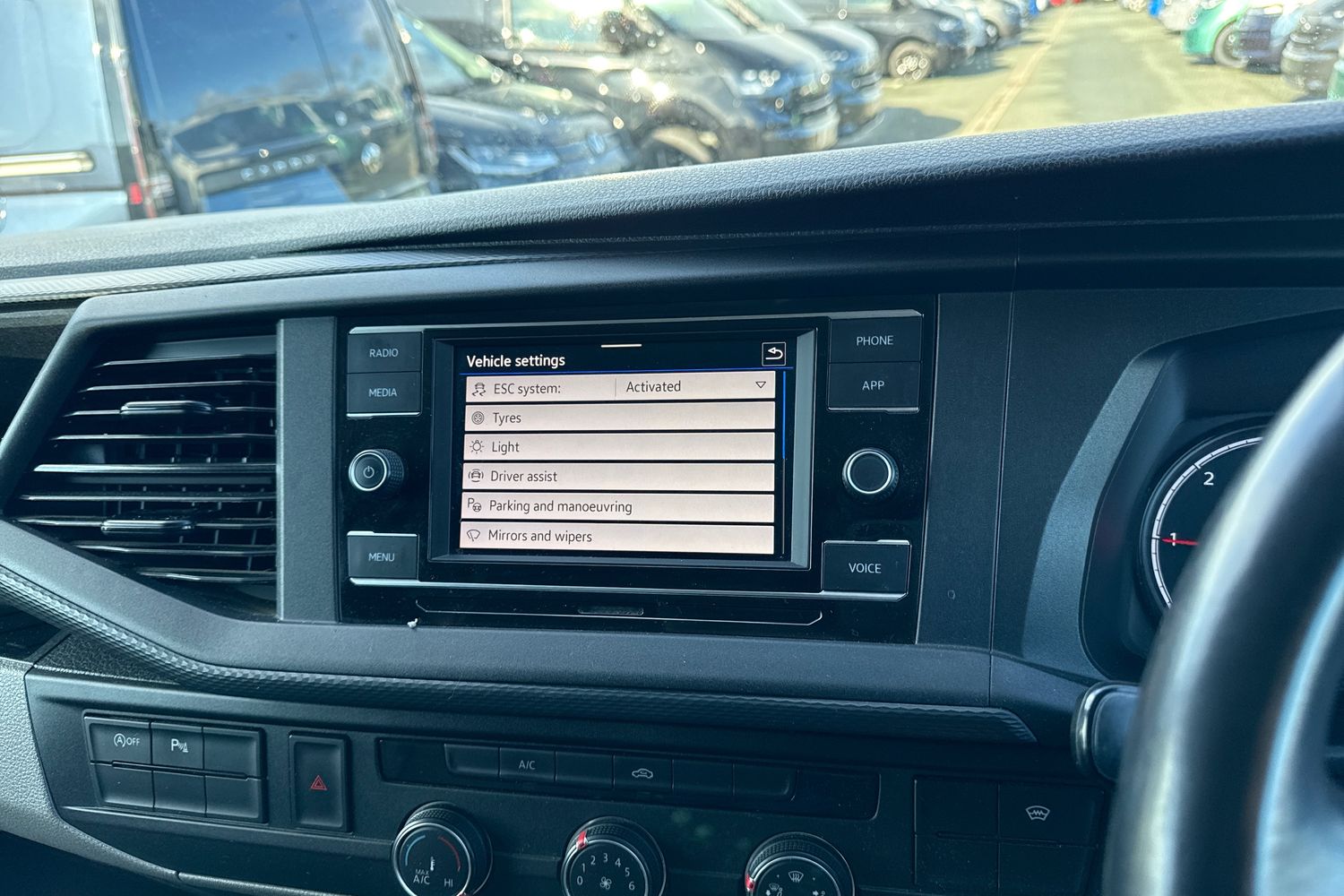 Used Volkswagen Transporter 2022 for sale - 77582838: Photo 37