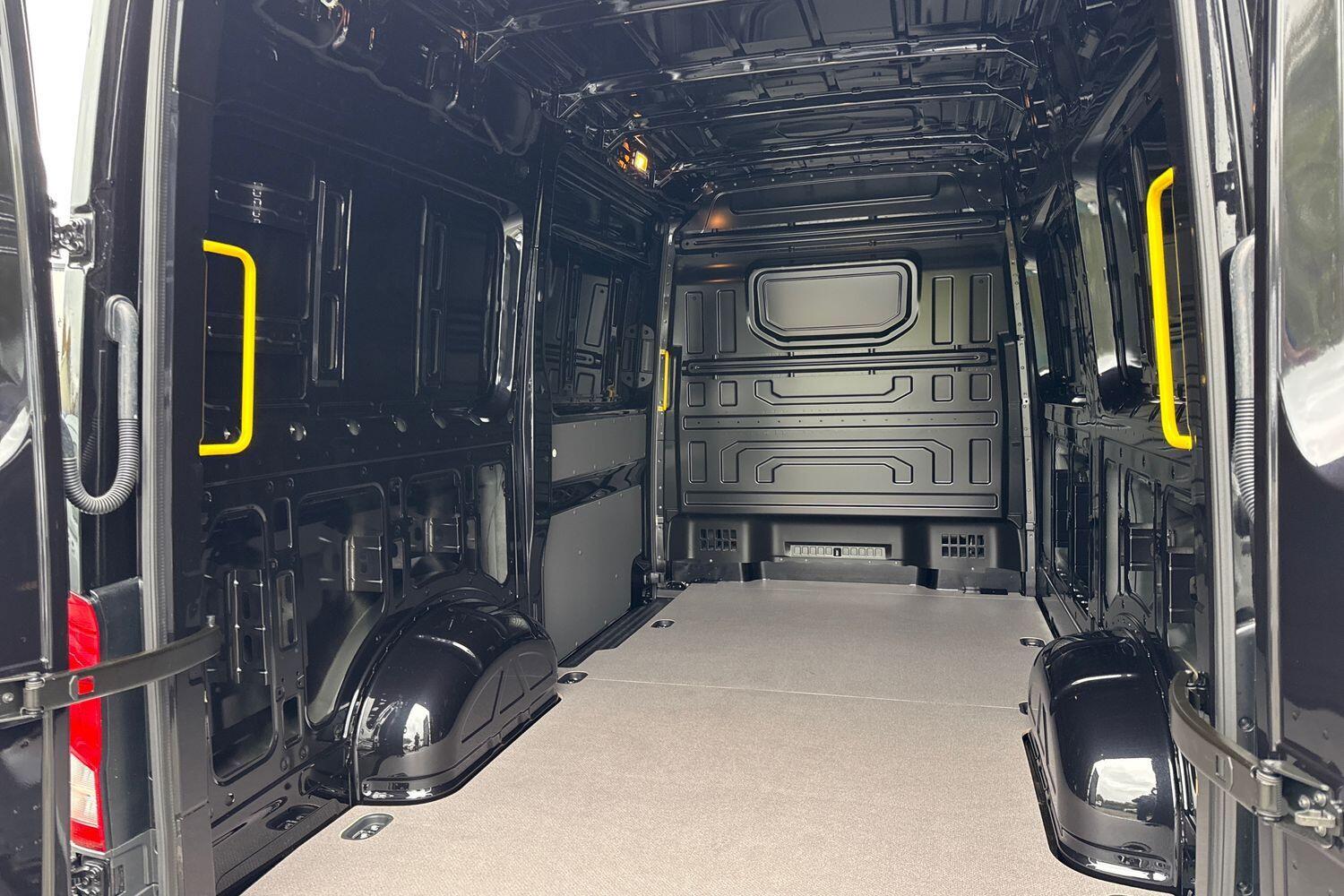 Used Volkswagen Crafter 2025 for sale - 76509119: Photo 41