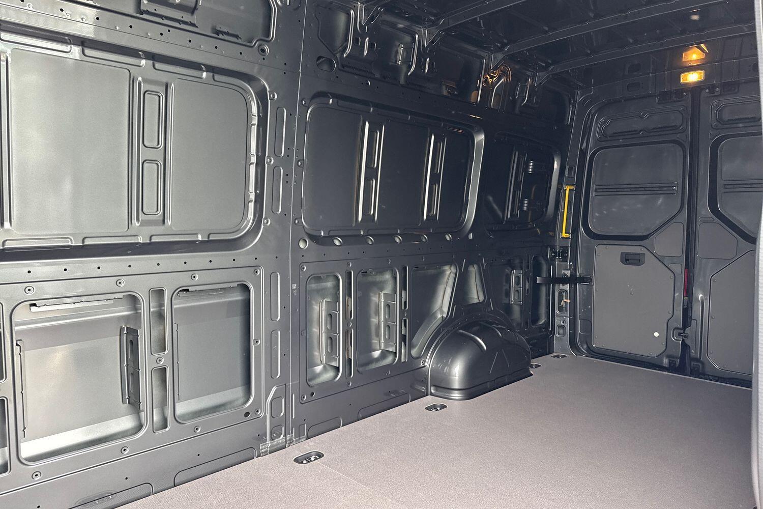 Used Volkswagen Crafter 2025 for sale - 76909436: Photo 13