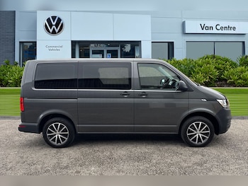 Used Volkswagen Transporter Shuttle 2022 for sale - 76519977: Photo