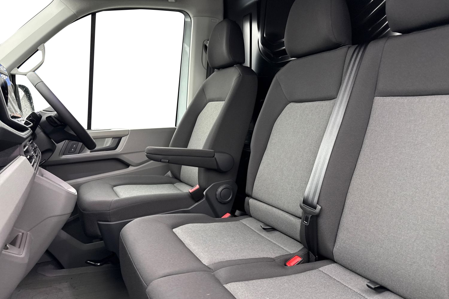 Used Volkswagen Crafter 2025 for sale - 77147558: Photo 15